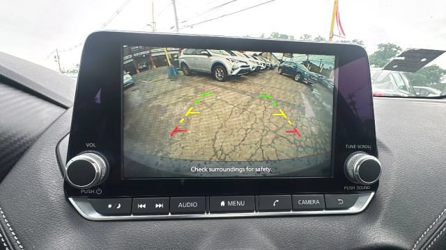 Used 2023 Nissan Sentra SV FWD image 25