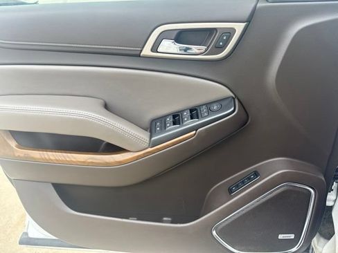 Used 2019 GMC Yukon Denali w/ Denali Ultimate Package AWD/4WD image 16