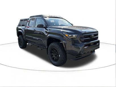 New 2025 Toyota Tacoma SR5