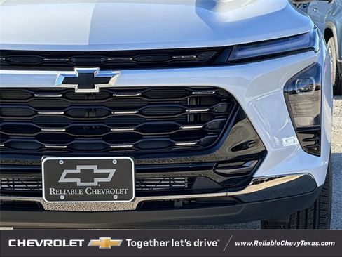 New 2026 Chevrolet Trax ACTIV w/ Driver Confidence Package image 9