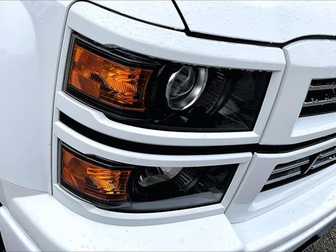 Used 2015 Chevrolet Silverado 1500 LT w/ Custom Sport Edition image 27