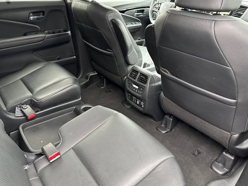 Used 2022 Honda Pilot Elite image 16