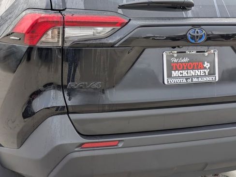 Used 2024 Toyota RAV4 AWD Hybrid image 9