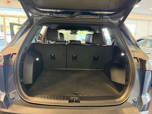 Certified 2026 Chevrolet Equinox RS w/ Safety and Technology Package AWD/4WD image 6
