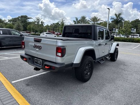 Used 2022 Jeep Gladiator Mojave w/ Trailer Tow Package AWD/4WD image 3