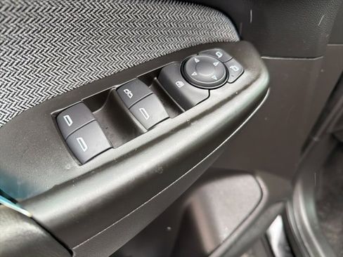 Used 2025 Chevrolet TrailBlazer LT image 14