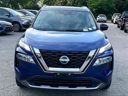 Used 2023 Nissan Rogue SL AWD/4WD image 2