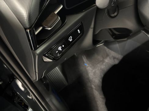 New 2026 Kia Niro Wind w/ Wind Preserve Package FWD image 16