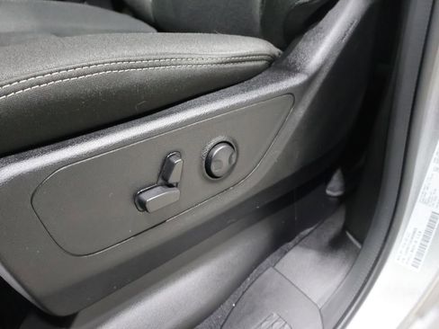 Certified 2025 RAM 1500 Big Horn AWD/4WD image 13