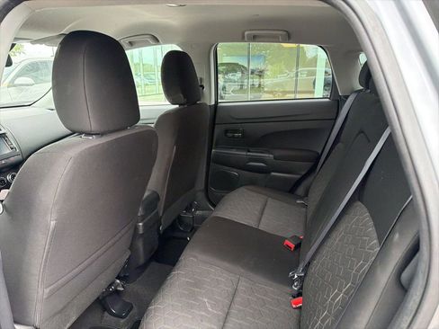 Used 2024 Mitsubishi Outlander Sport ES image 19