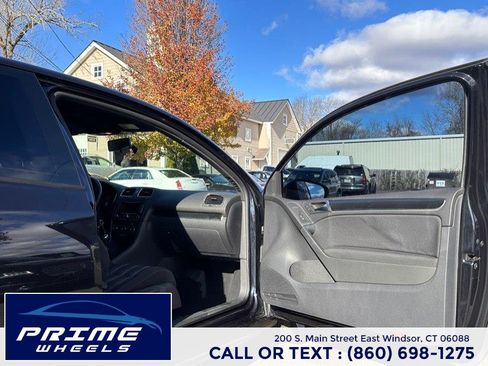 Used 2012 Volkswagen GTI 2-Door image 12