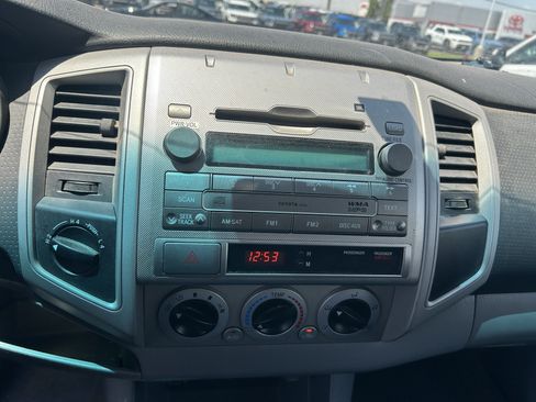 Used 2011 Toyota Tacoma 4x4 Double Cab w/ TRD Sport Pkg w/JBL Audio image 15