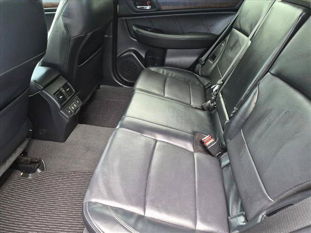 Used 2019 Subaru Outback 2.5i Limited AWD/4WD image 18