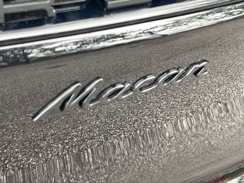 New 2026 Porsche Macan AWD/4WD image 13