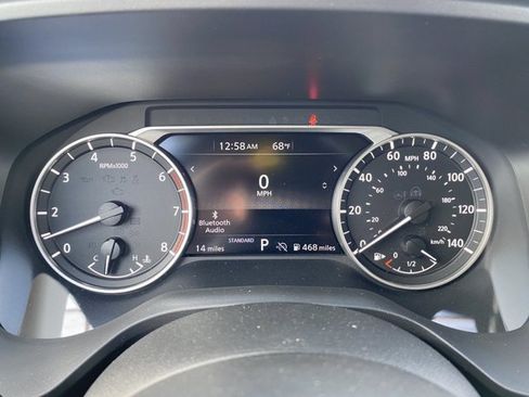 Certified 2024 Nissan Rogue SV FWD image 11