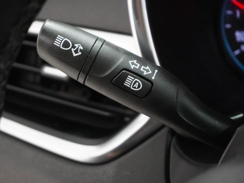 Used 2024 Chevrolet Equinox LT image 23