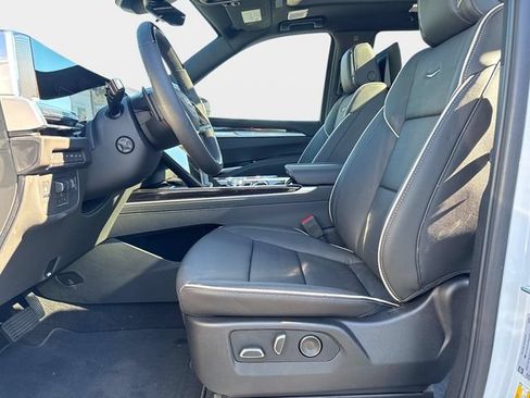 New 2026 Cadillac Escalade Luxury w/ Touring Package AWD/4WD image 20