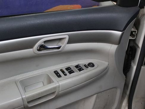 Used 2008 Saturn Outlook XE w/ Preferred Package FWD image 11