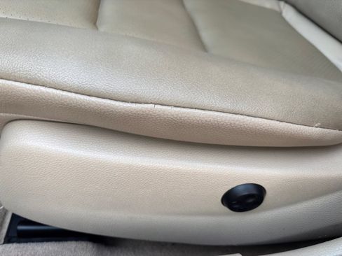 Used 2014 Mercedes-Benz C 250 Sedan image 14