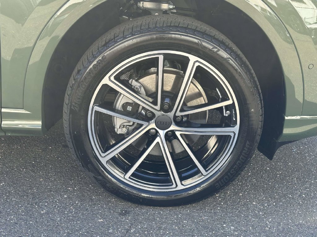 New 2026 Audi Q5 Premium Plus AWD/4WD image 12