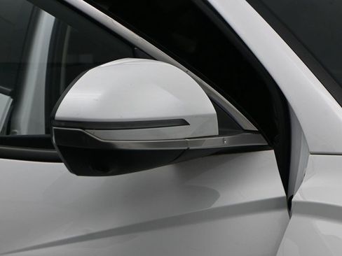 Used 2023 Hyundai Tucson Limited AWD/4WD image 16
