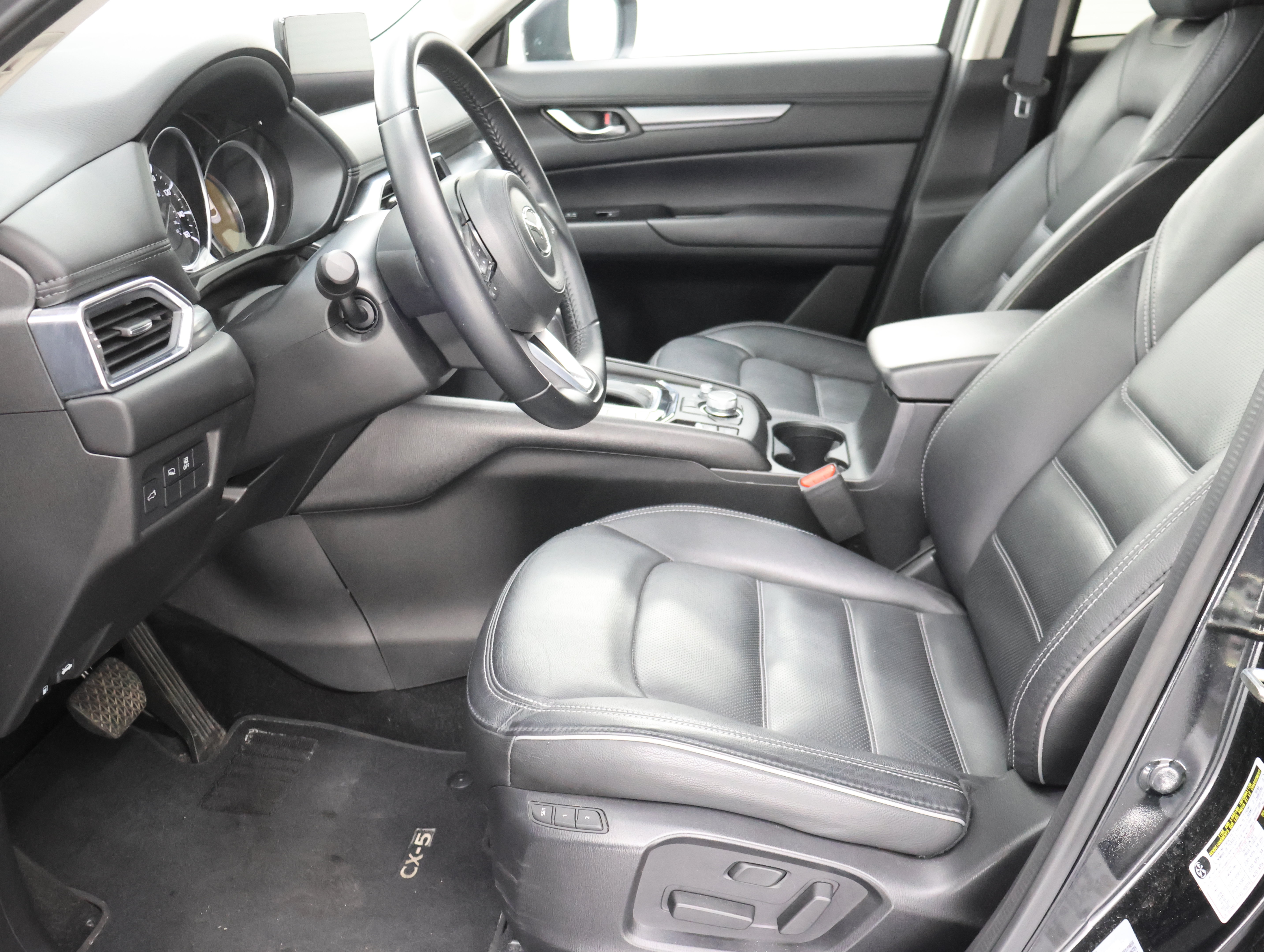 Used 2025 MAZDA CX-5 AWD 2.5 S w/ Preferred Package image 8