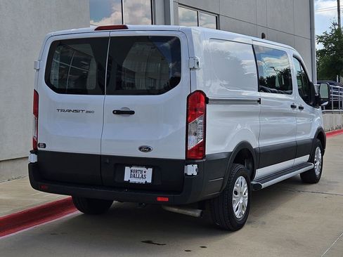 Used 2024 Ford Transit 250 Low Roof w/ Exterior Upgrade Package RWD image 4