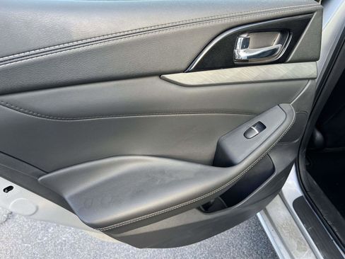 Used 2018 Nissan Maxima 3.5 SL image 12