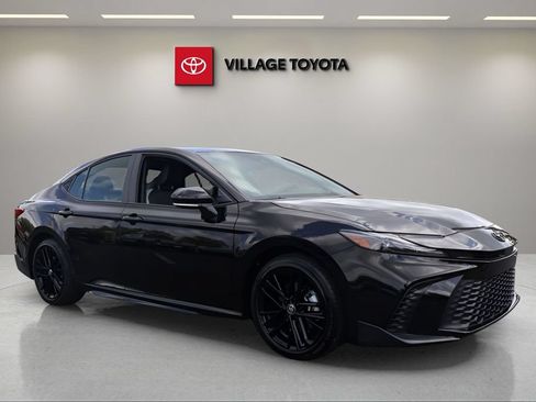 Certified 2026 Toyota Camry SE FWD image 8