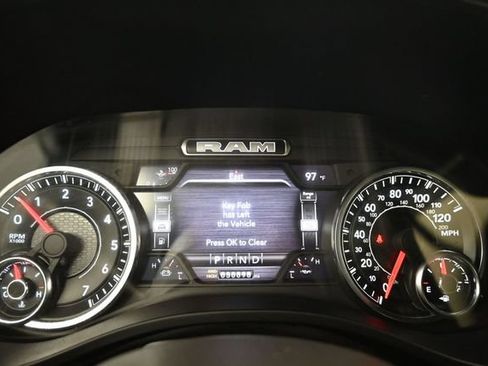 Used 2022 RAM 1500 Big Horn AWD/4WD image 17