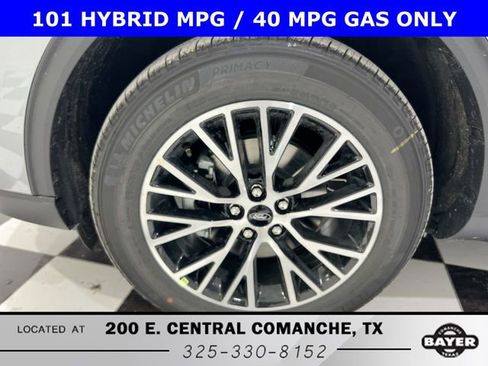 Used 2024 Ford Escape SE image 21