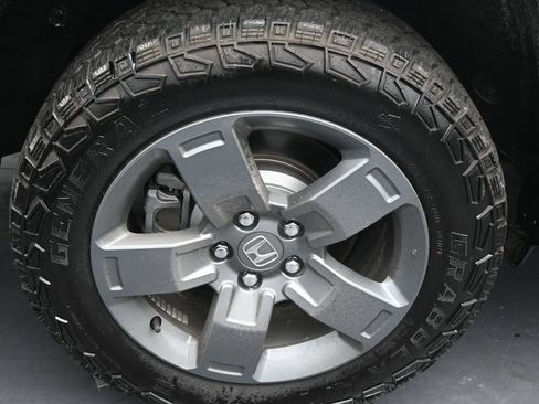 Used 2025 Honda Ridgeline TrailSport image 40