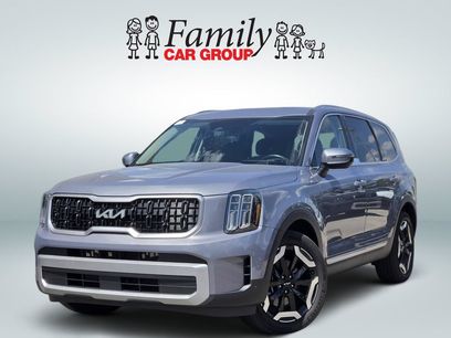Used 2024 Kia Telluride EX w/ EX Captain's Chair Package