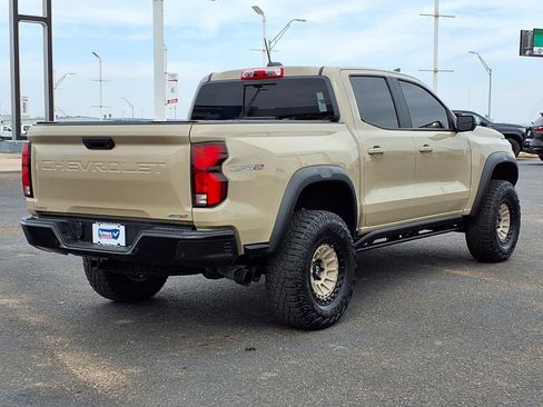 Used 2024 Chevrolet Colorado ZR2 w/ Technology Package image 25