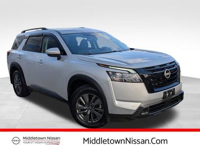 Certified 2024 Nissan Pathfinder SV w/ Black Appearance Package