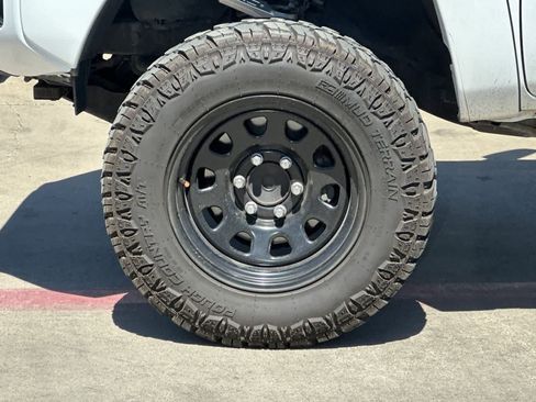 Used 2014 Toyota Tacoma PreRunner w/ TRD Sport Package RWD image 12
