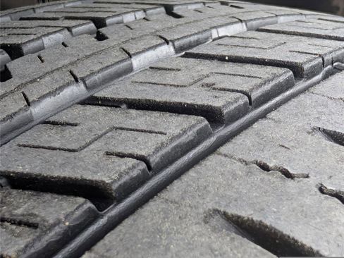 Used 2022 Jeep Compass Limited image 10