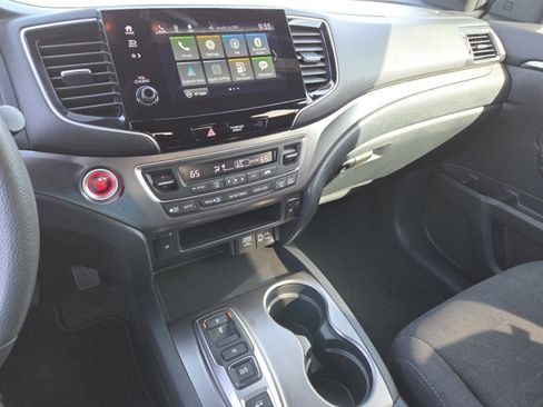 Certified 2022 Honda Pilot Sport image 30