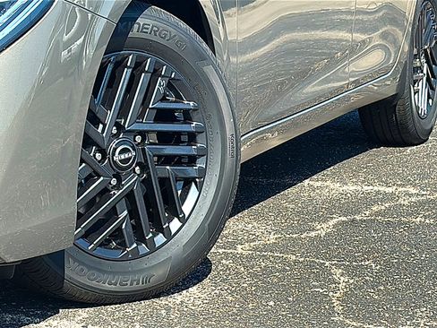 New 2026 Nissan Sentra SV w/ SV Convenience Package FWD image 3