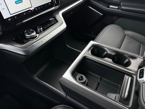 New 2026 Ford Expedition Max Platinum w/ Stealth Appearance Package image 21