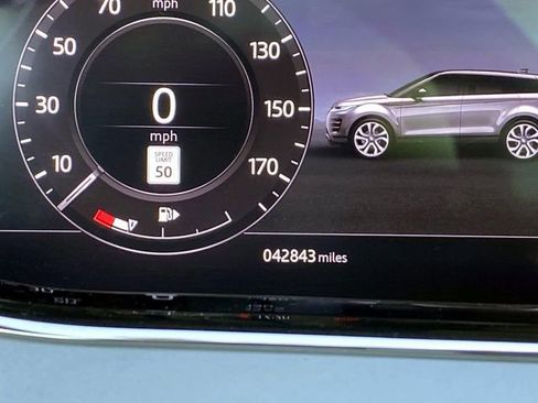 Used 2020 Land Rover Range Rover Evoque First Edition image 33