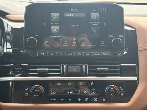 Used 2025 Nissan Pathfinder Platinum AWD/4WD image 25