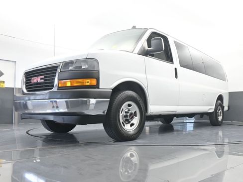 Used 2020 GMC Savana 3500 LT w/ LT Preferred Equipment Group image 49