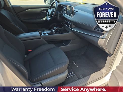 Used 2024 Nissan Rogue S AWD/4WD image 33
