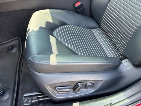 Used 2019 Toyota Camry SE w/ Audio Package image 22