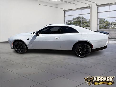 New 2026 Dodge Charger Scat Pack image 7