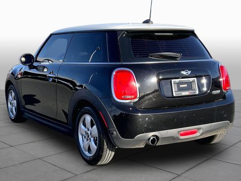 Used 2018 MINI Cooper 2-Door Hardtop FWD image 12