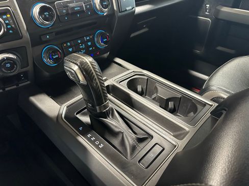 Used 2018 Ford F150 Raptor w/ Equipment Group 802A Luxury image 34