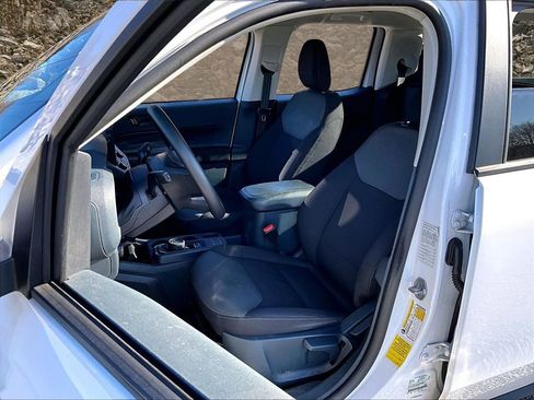 Used 2023 Ford Maverick XL image 23