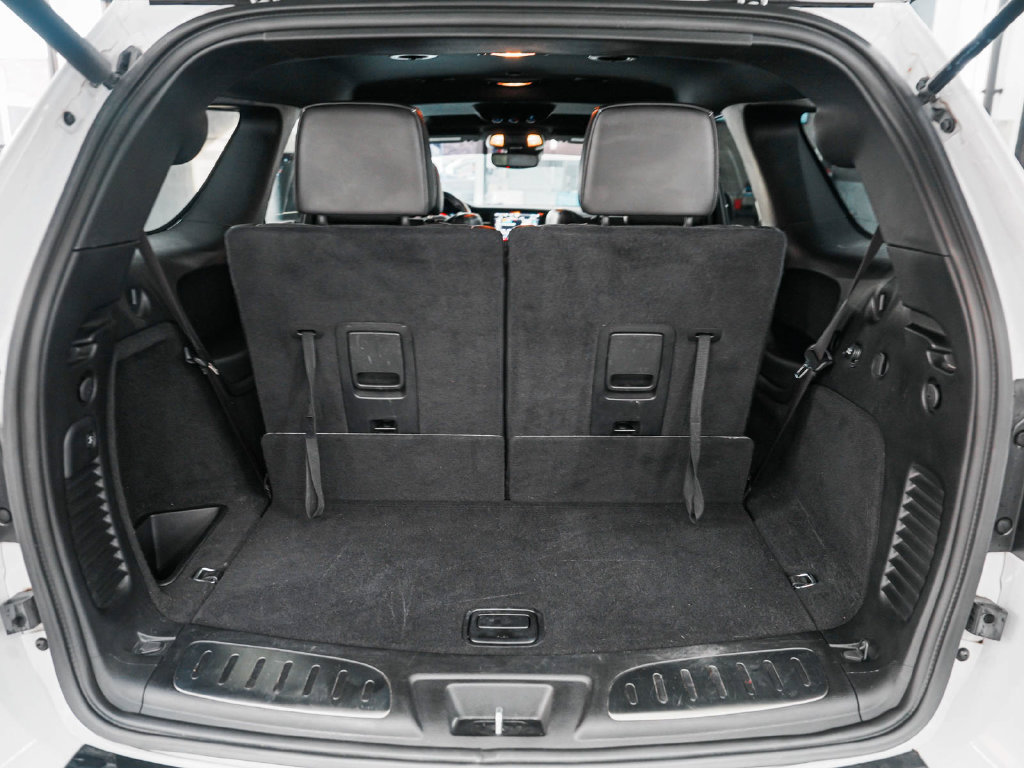Used 2022 Dodge Durango SRT w/ Black Package AWD/4WD image 38